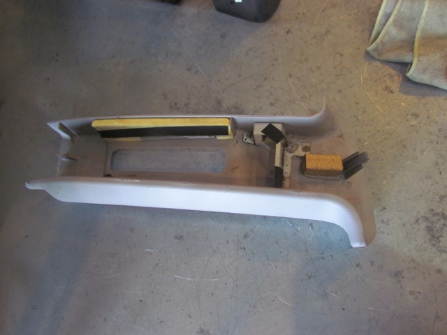 2003 Subaru Legacy Wagon LH Driver Upper B Pillar Trim