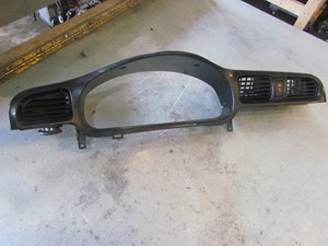 2003 Subaru Legacy Wagon Speedometer Bezel w/Dash Vents