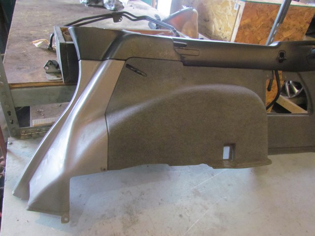 2003 Subaru Legacy Wagon RH Passenger Quarter Trunk Moulding