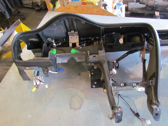 2003 Subaru Legacy Wagon Dash Board Black & Grey