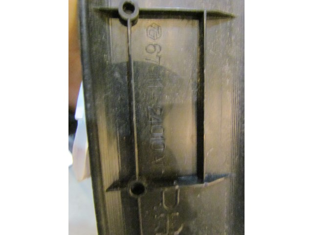 1993 Lexus SC400 RH Passenger Door Sill Kick Plate 67911 24010