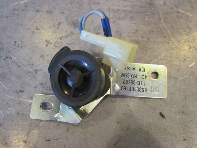 2005 Subaru STI RH Passenger Tweeter 86301FE180