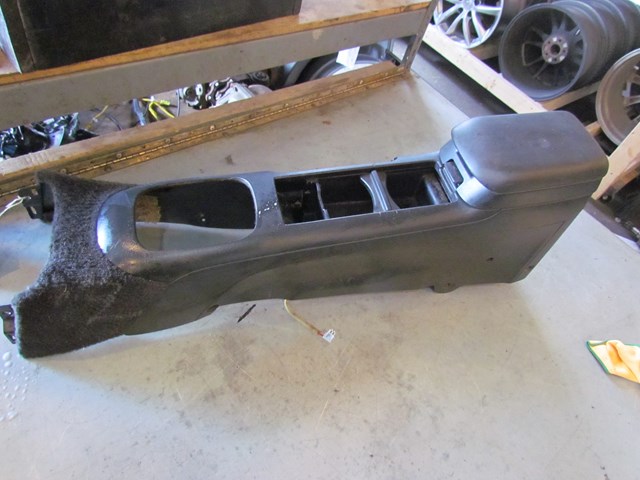 1998 Honda Prelude Center Console -See Details