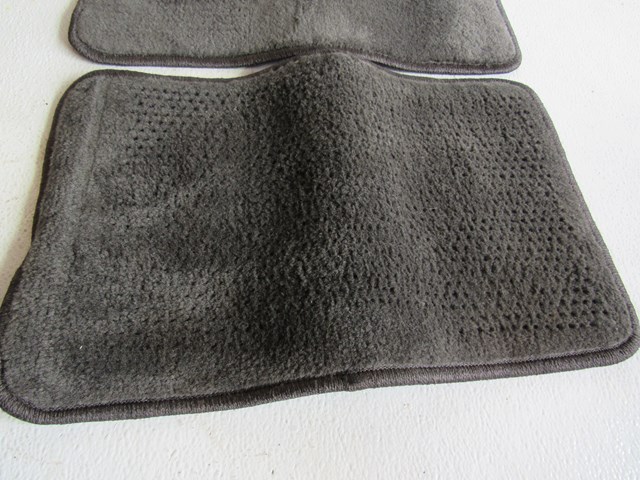 2002 Subaru Impreza Rear Floor Mat Set- NICE!!!