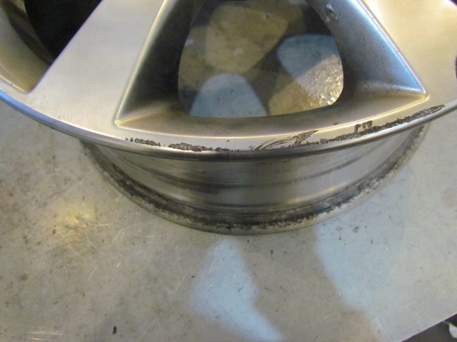 2005 Infiniti G35 Sedan 17