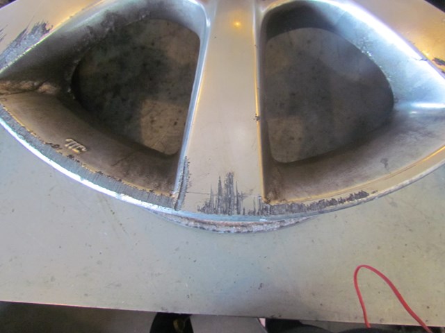 2005 Infiniti G35 Sedan 17 Inch Wheel- Rash & Corrosion