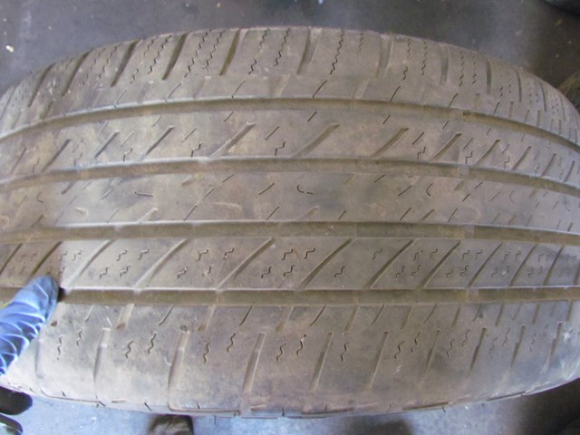 Arizonian Silver Edition 225/55R17 Tire 5/32nds Tread