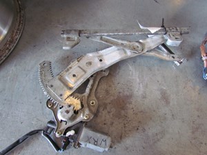 2002 Subaru Impreza Rear RH Passenger Window Motor & Regulator