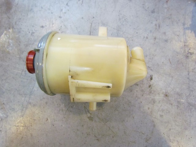 1998 Honda Prelude Power Steering Fluid Reservoir