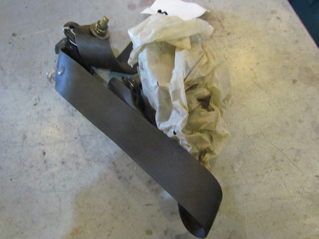 1997 Acura Integra Front RH Passenger Seat Belt
