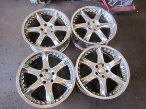 (4) Giovanna Chrome 18