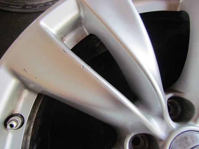 2011 Infiniti M37x Sedan 18 x 8