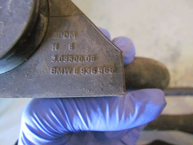 2007 BMW M6 Heater Control Valve w/ Hoses OEM 6411 6931708-03