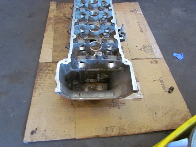 2007 BMW M6 S85 V10  LH Driver Cylinder Head 