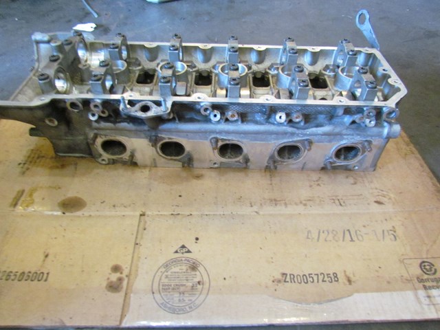 2007 BMW M6 S85 V10  LH Driver Cylinder Head 