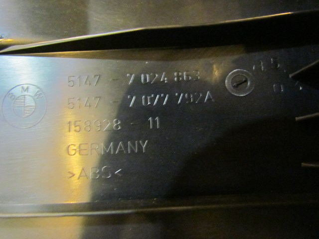 2006 BMW E60 M5 Trunk Latch Moulding Panel 7024863