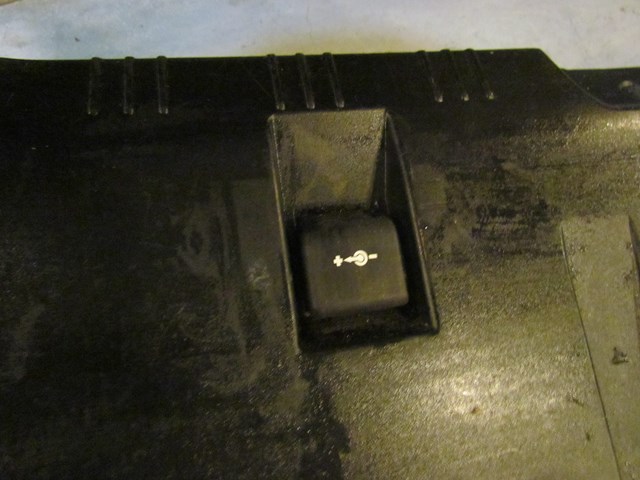 2006 BMW E60 M5 Trunk Latch Moulding Panel 7024863