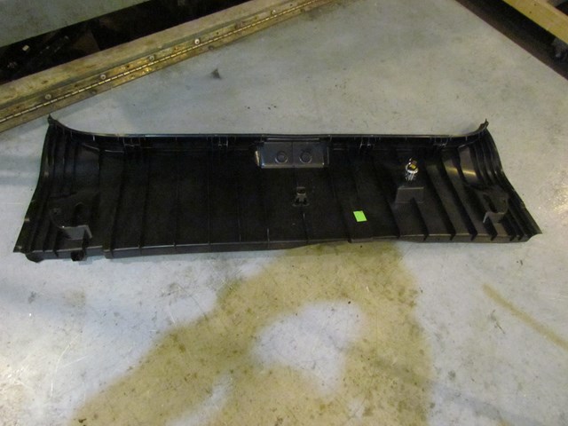 2006 BMW E60 M5 Trunk Latch Moulding Panel 7024863