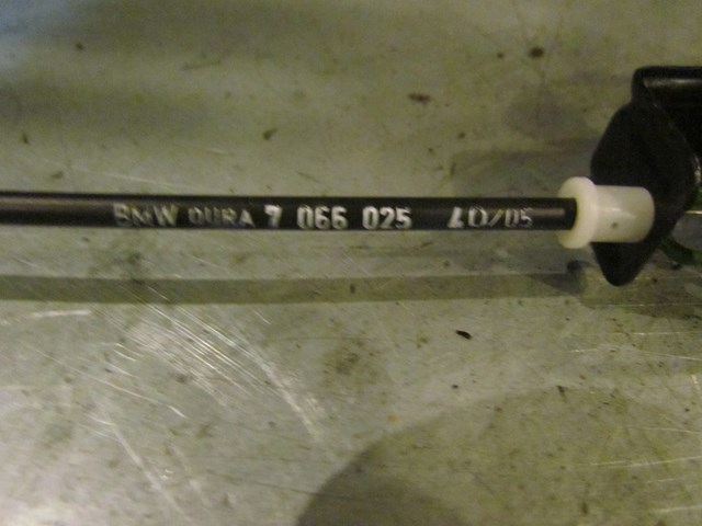 2006 BMW E60 M5 Fuel Door Actuator 7 066 025