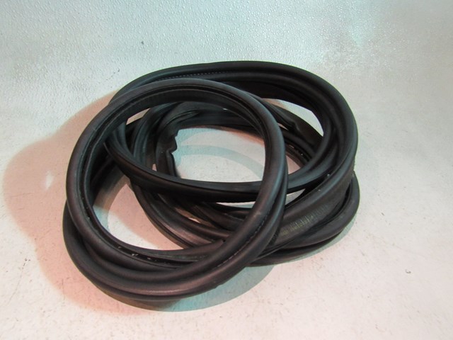 2006 BMW E60 M5 Trunk Body Seal