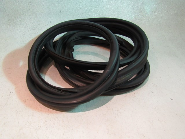 2006 BMW E60 M5 Trunk Body Seal