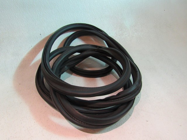 2006 BMW E60 M5 Trunk Body Seal