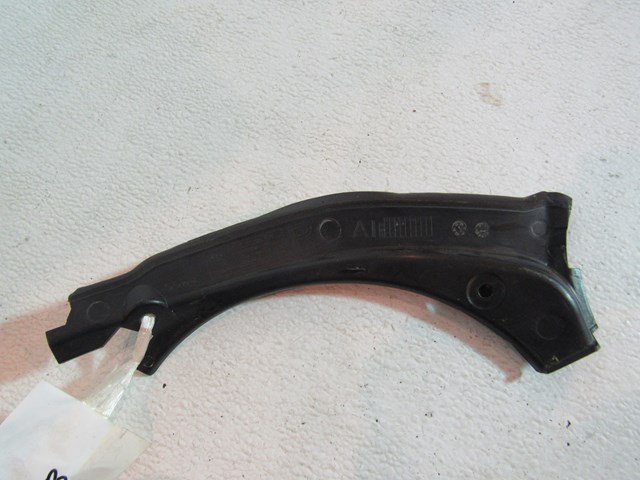 2006 BMW E60 M5 Rear RH Passenger Water Gutter 7124408