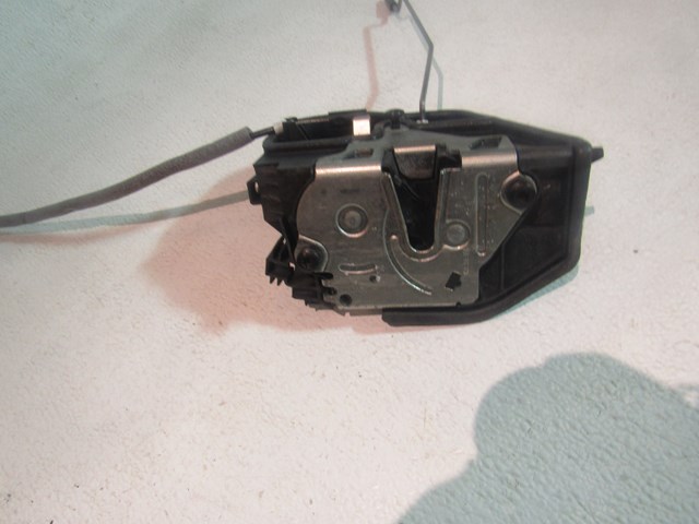 2006 BMW E60 M5 Front RH Passenger Door Lock Actuator