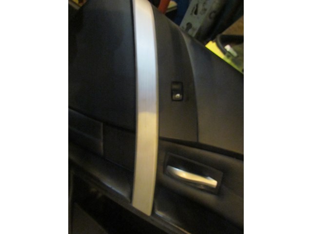 2006 BMW E60 M5 Front RH Passenger Door Panel w/Airbag & Speaker