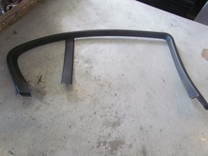 2006 BMW E60 M5 Rear LH Driver Window Trim 