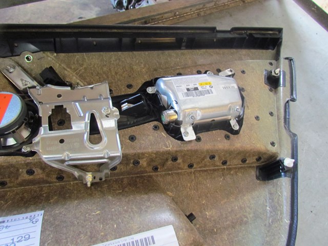 2006 BMW E60 M5 Rear LH Driver Door Panel Speaker & Switch