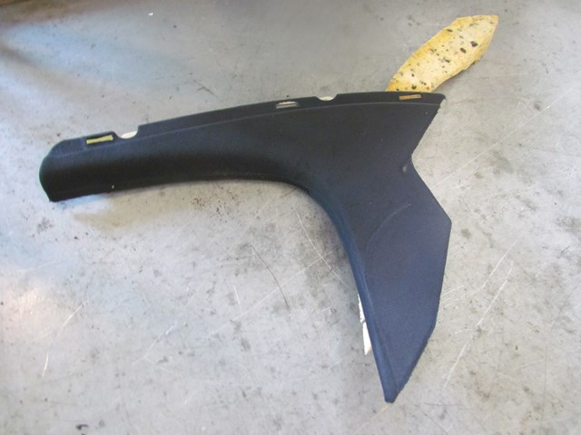 2006 BMW E60 M5 RH Passenger C Pillar Trim 7 027 092