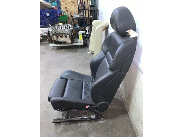 2006 BMW E60 M5 Front RH Passenger Seat (SEE SHIPPING DETAILS)