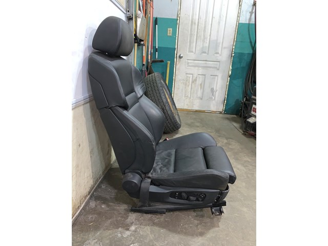 2006 BMW E60 M5 Front RH Passenger Seat (SEE SHIPPING DETAILS)