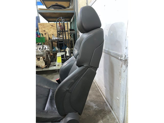 2006 BMW E60 M5 Front LH Driver Seat (SEE SHIPPING DETAILS)