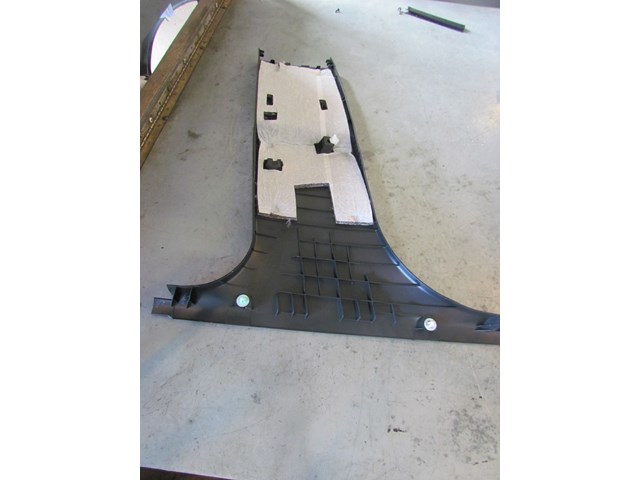 2006 BMW E60 M5 RH Passenger Lower B Pillar Trim 7027090