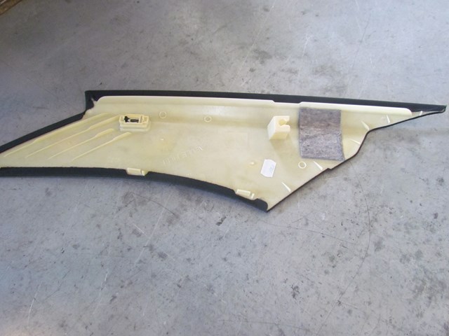 2006 BMW E60 M5 Rear LH Driver C Pillar 7 027 093