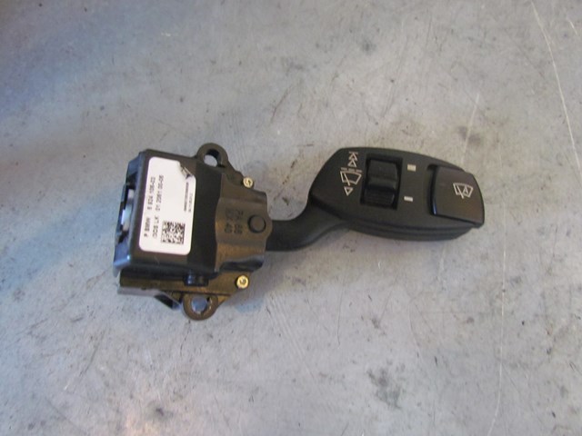 2006 BMW E60 M5 Wiper Column Switch 6 924 106-03