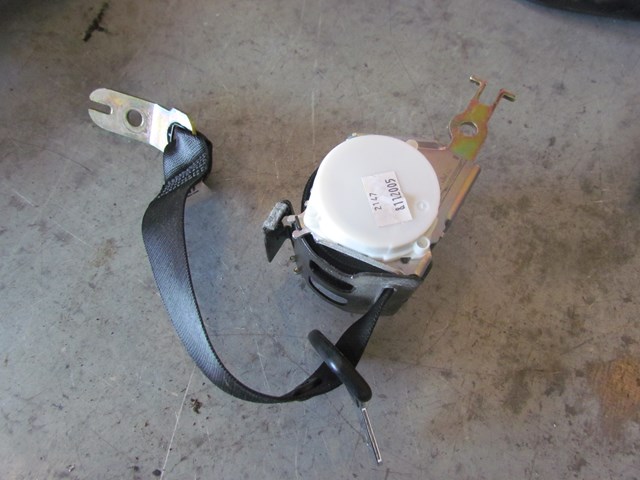 2006 BMW E60 M5 Rear RH Passenger Seat Belt
