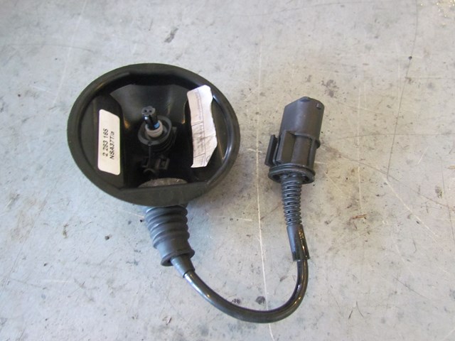 2006 BMW E60 M5 Front RH Passenger Strut Connector 2 283 165