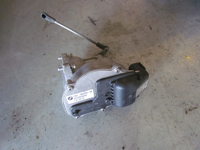 2006 BMW E60 M5 RH Throttle Body Actuator 1362 7834494-08