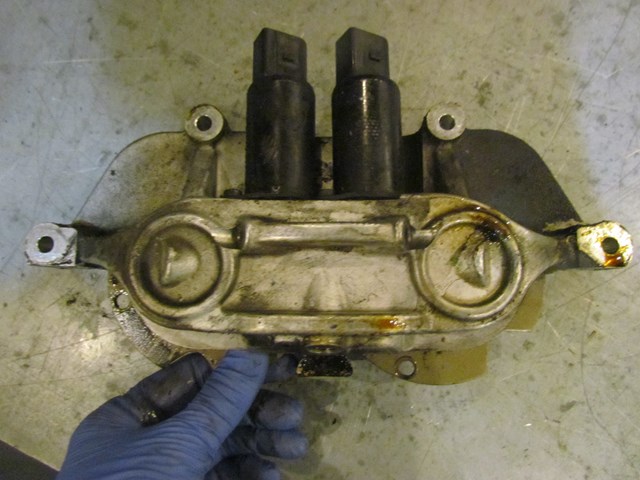 2006 BMW M5 S85 V10 RH Passenger Vanos Unit Solenoid Motor