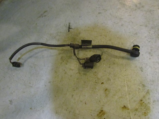 2006 BMW M5 S85 AC Compressor Wire Harness Connector 7 835 123
