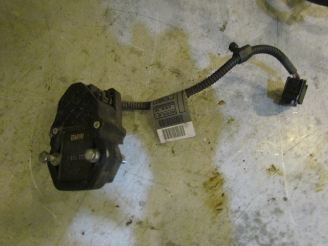 2006 BMW M5 S85 RH Passenger Throttle Position Sensor 7 834 022