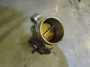 2006 BMW M5 S85 RH Passenger Throttle Body 7834832-02