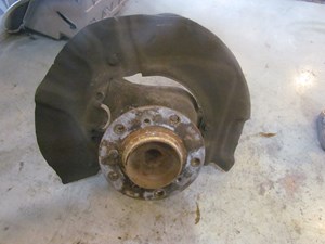 2006 BMW M5 Front LH Driver Spindle