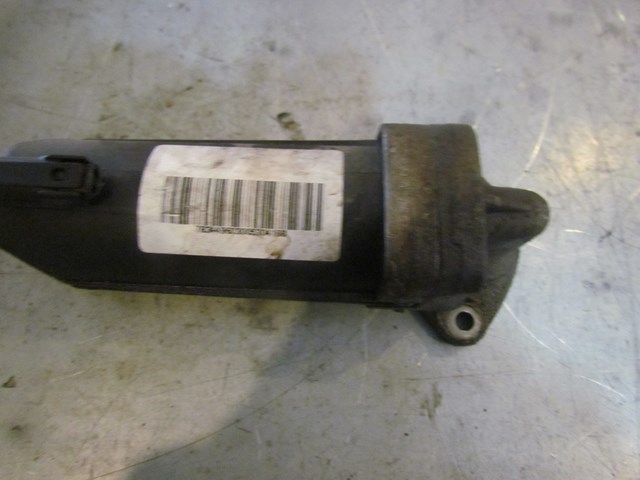 2006 BMW E60 M5 LH Driver Oil Pan Pump S 910 428