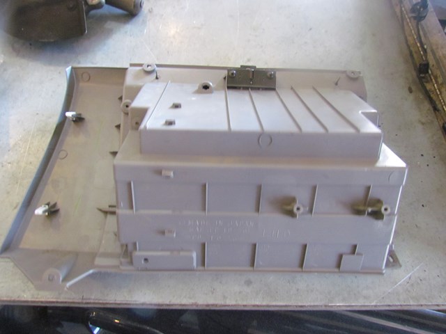 2007 Subaru Forester RH Passenger Glove Box Minor Scuffs