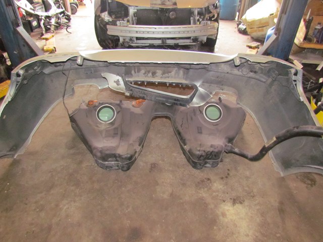 2006 BMW E60 M5 Rear Bumper-See Photos For Damage