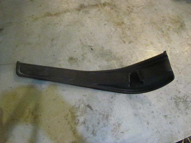 2010 Subaru WRX Hatchback Rear RH Passenger Lower Door Sill 